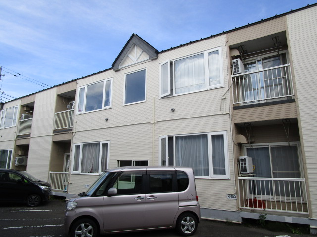 K&KコーポラスHの外観