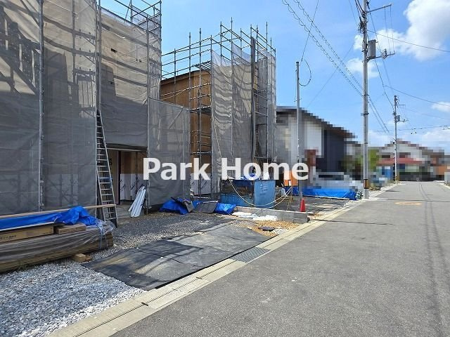 高知市鴨部 -3期2棟2- 新築戸建ての前面道路含む現地写真