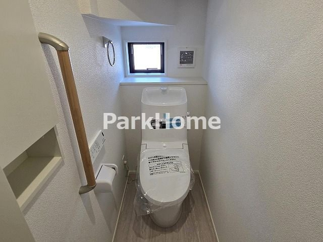 高知市鴨部 -3期2棟2- 新築戸建てのトイレ|１F:トイレ