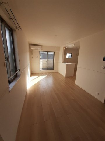 ニューグレースⅢ　　刈谷市近郊の賃貸はクラスホーム刈谷店の居間・リビング|ゆったりとしたリビングです