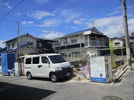 廿日市市佐方２丁目　新築一戸建ての前面道路含む現地写真
