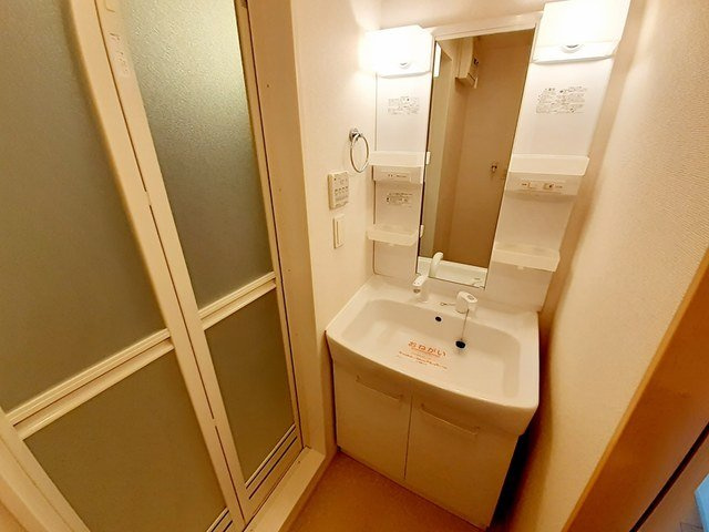 グラン　ジュテ　３の洗面所|広い洗面スペース