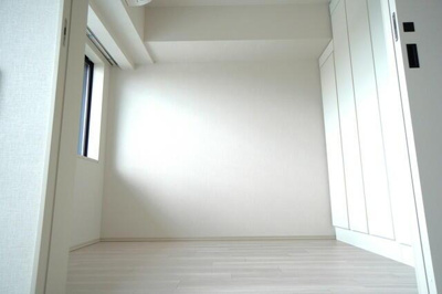 【洋室】 | Ｊ．ＧＲＡＮ　Ｃｏｕｒｔ　品川西大井ＷＥＳＴ | ※写真は同タイプ住戸です。 