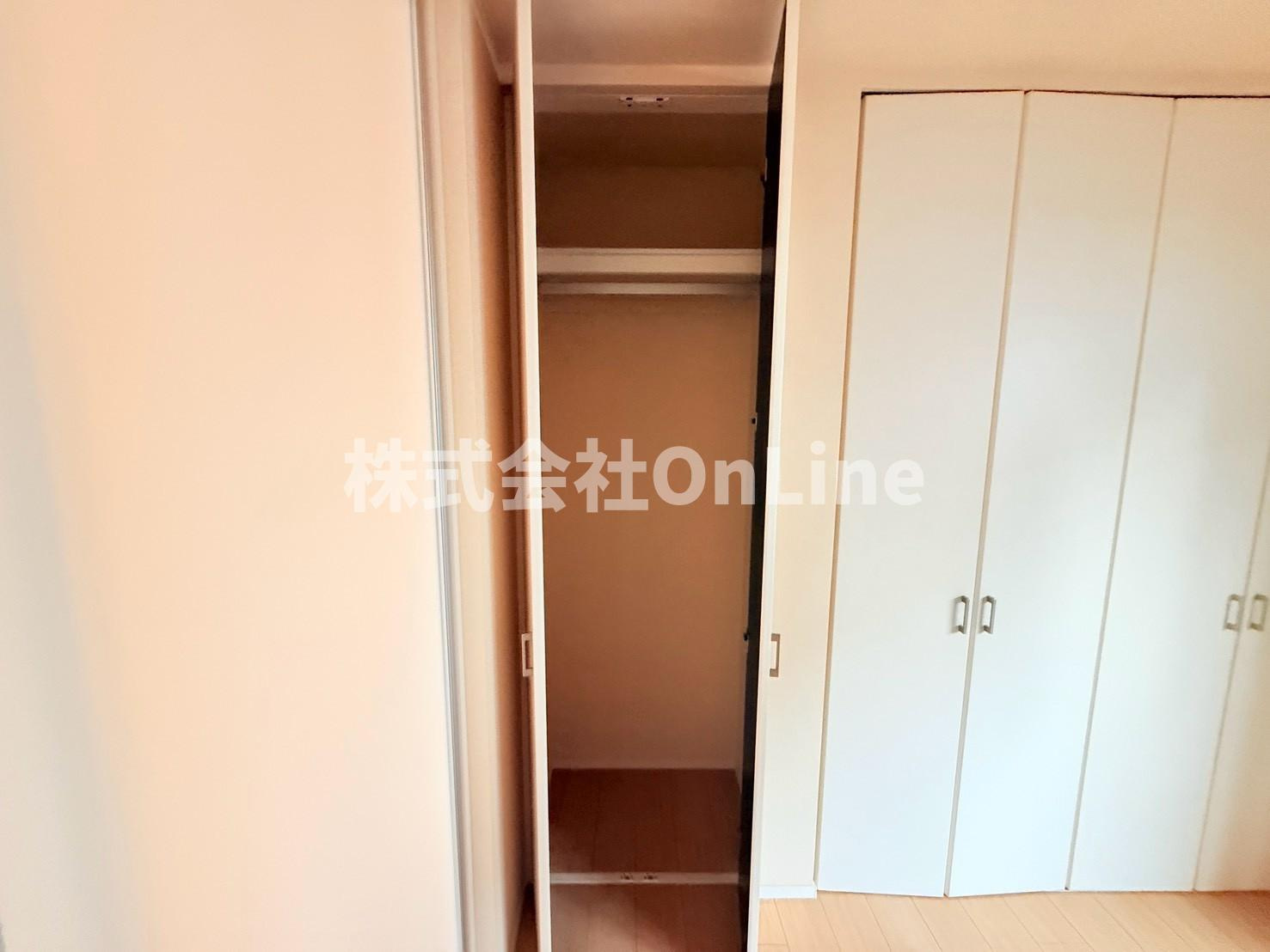 八尾市明美町２丁目の賃貸マンションの収納