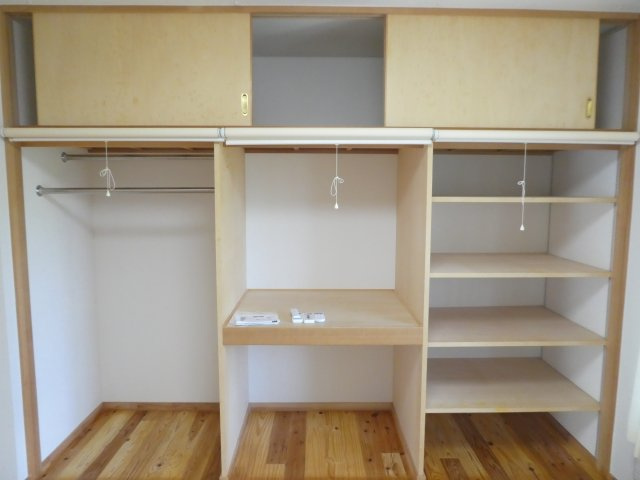 用途別に使える便利な収納です。
