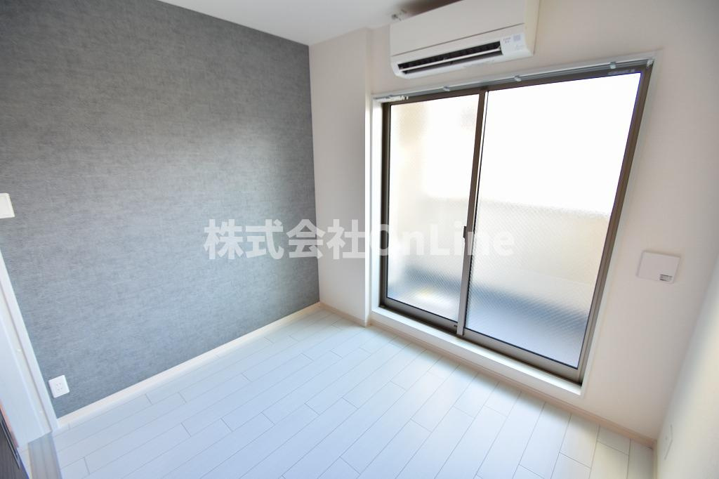 GoodLife小阪本町の洋室