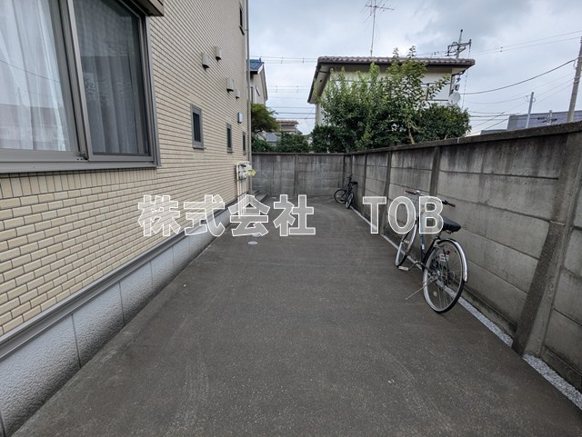【エントランス】 | バンシェーネル
