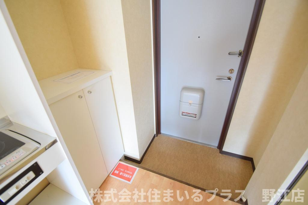 インターナショナル関目の玄関