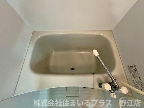 ロイヤルハイツ今市の浴室