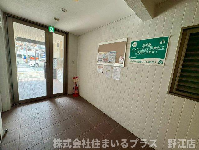ロイヤルハイツ今市のロビー