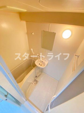 大阪市東淀川区西淡路５丁目の賃貸マンションの浴室