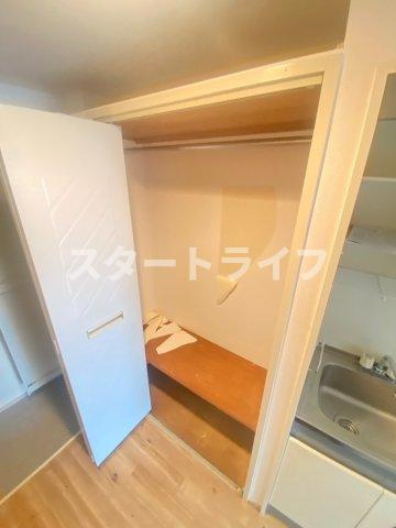 大阪市東淀川区西淡路５丁目の賃貸マンションの収納