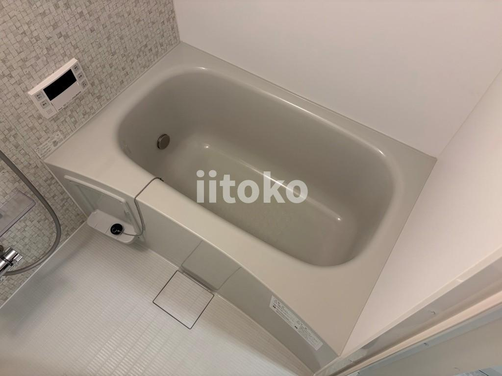 パーシモン浅草の浴室