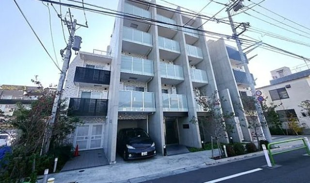 クレヴィスタ板橋志村の外観