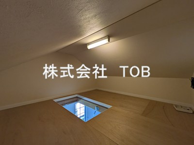 【収納】 | ミルクリーク深大寺テラス  | 2F洋室6帖の屋根裏収納※クリーニング完了前※別部屋参考写真