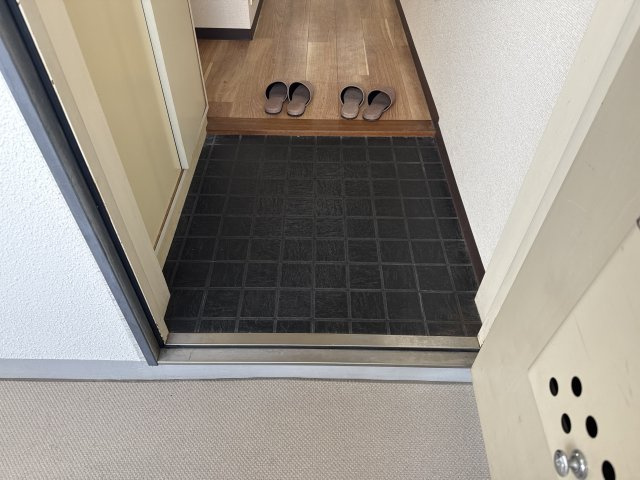 メゾンヒカリの玄関