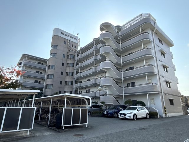 メゾンヒカリの外観