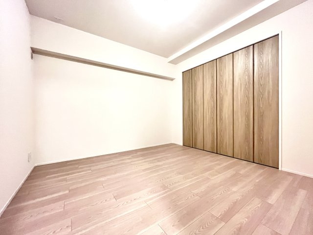 北野ハイツの洋室|明るい洋室です