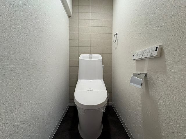 【トイレ】 | シャルマンコーポ草津 | ゆったりとした空間のトイレです