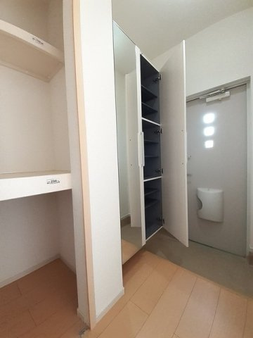 グランレーヴの玄関