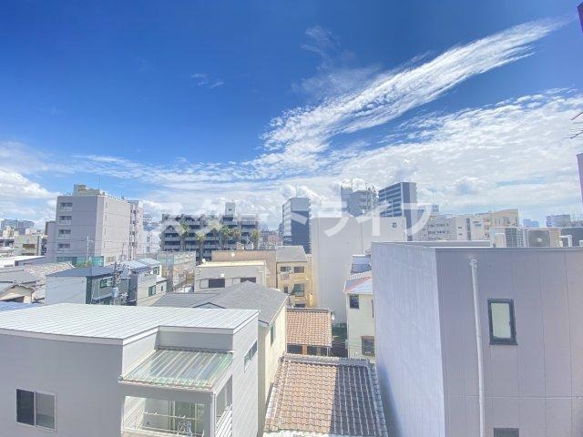 大阪市淀川区野中南１丁目の賃貸マンションのバルコニー