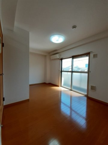 ＥＳＰＯＩＲ上用賀（エスポワーの内装