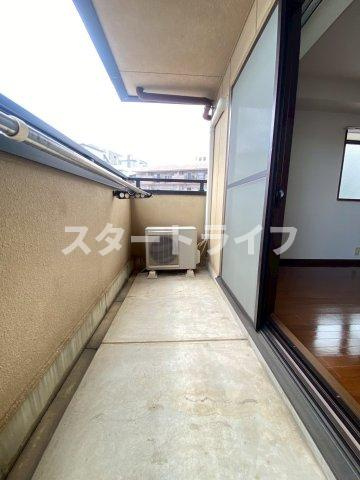大阪市東淀川区東中島４丁目の賃貸マンションのバルコニー