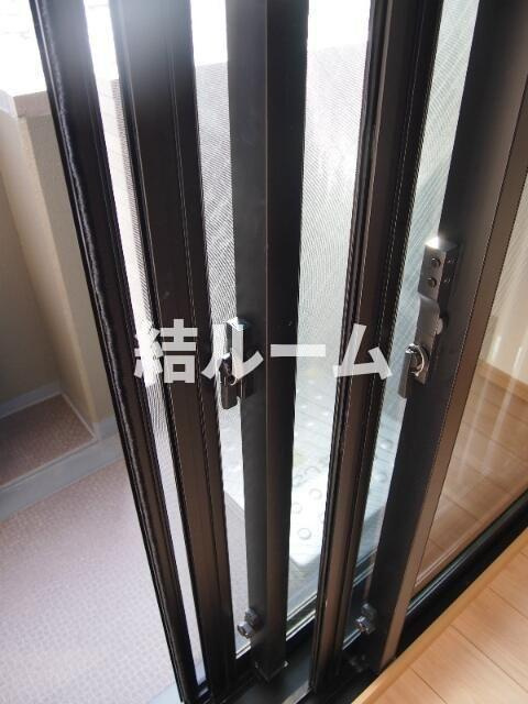 板橋区弥生町の賃貸マンションのバルコニー