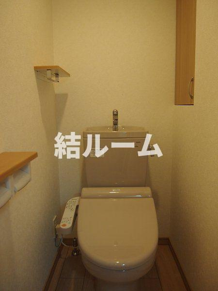 板橋区弥生町の賃貸マンションのトイレ