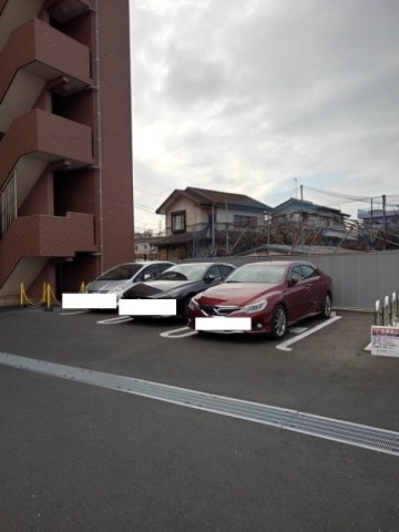 サンフィールド　Ⅲの駐車場