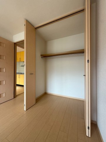 モアエクレールB棟の居間・リビング