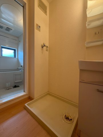 モアエクレールB棟のその他