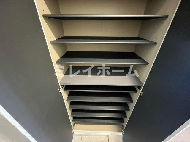 LUMEED羽田の玄関|同建物内、別のお部屋の参考写真になります。