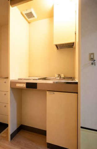 Ｂｉｇ５並木ＰＬＡＺＡのキッチン|同物件・別部屋画像　