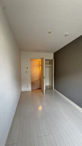 エスカールの寝室