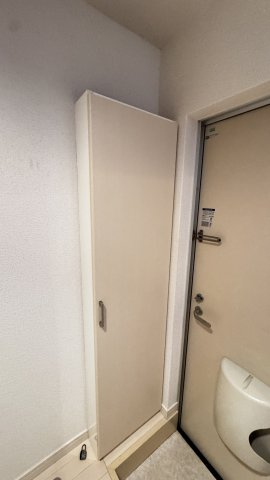 エスカールの玄関