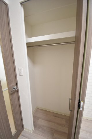 プレサンス天満橋ヴェルエラの収納