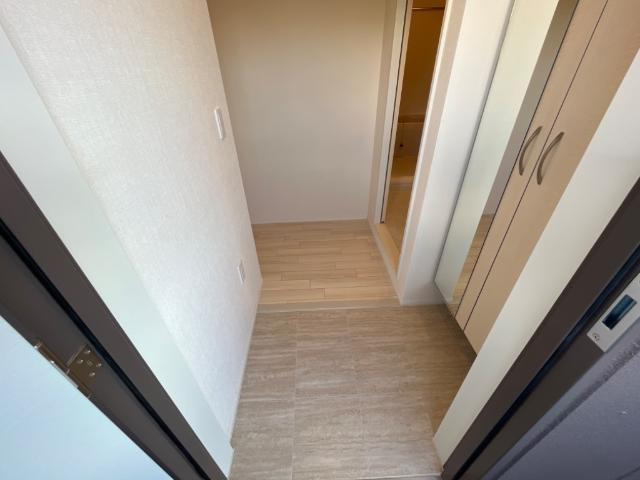 フロンティアの玄関|玄関