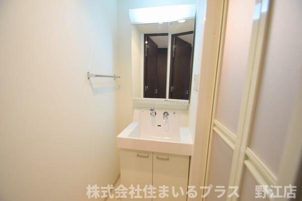 クレアート大阪ＥＡＳＴＧ4の洗面所
