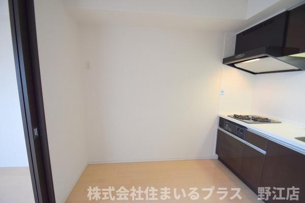 クレアート大阪ＥＡＳＴＧ4のキッチン