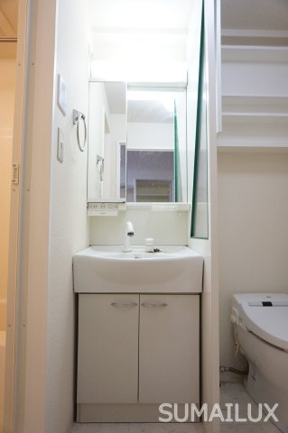 熊本市中央区草葉町の賃貸マンションの洗面所