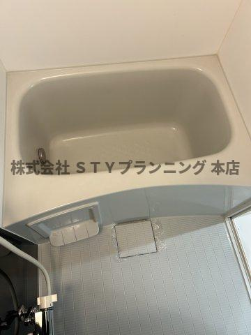 仲介手数料０円！アロウ内浜町の浴室