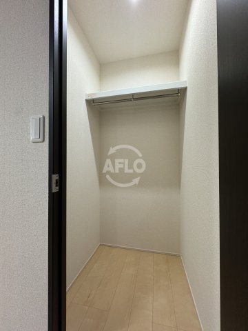 フジパレス福島Ⅰ番館の収納|フジパレス福島Ⅰ番館　ウォークインクローゼット