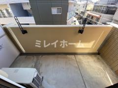 フランディルのバルコニー