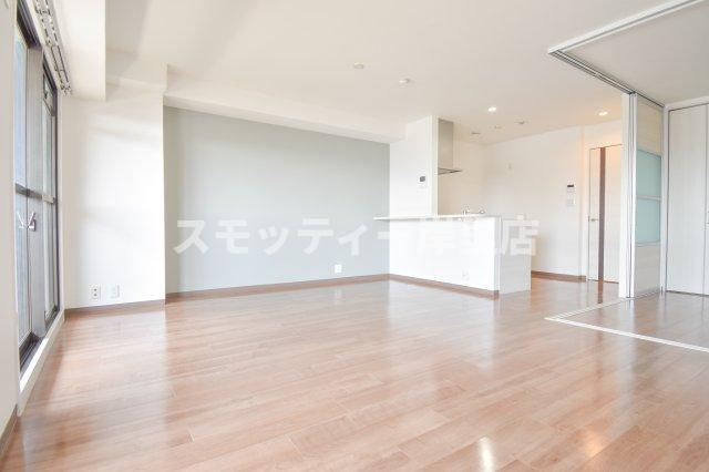 アノパーク加賀屋の居間・リビング