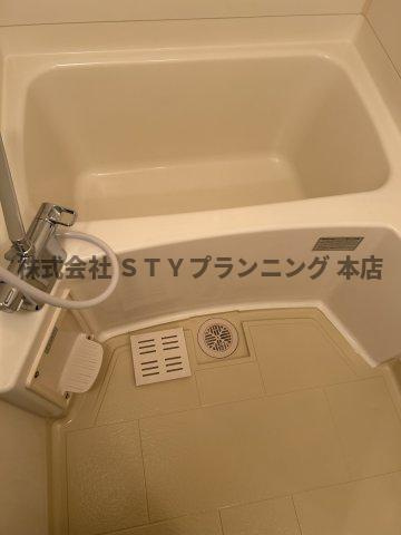 仲介手数料０円！アマ―ブレ今池の浴室