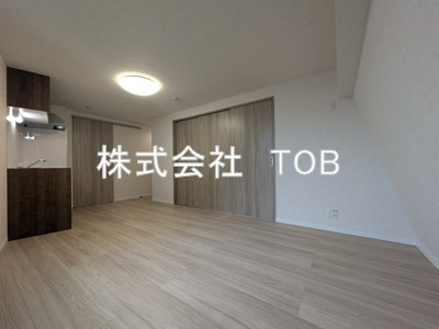 【居間・リビング】 | アピチェ西調布 | リビング11.2帖