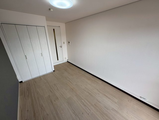 パレロイヤル三番館の居間・リビング