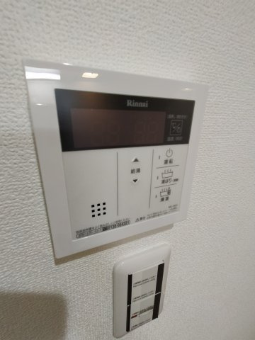  | マナティー