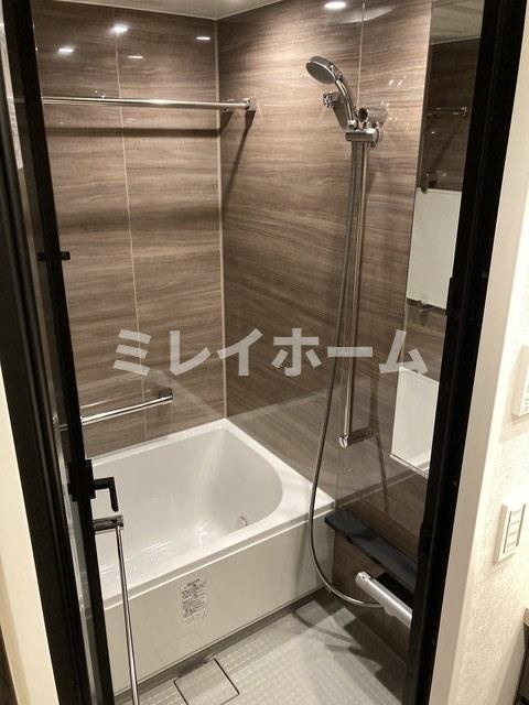 ディアナコート池田山公園の浴室